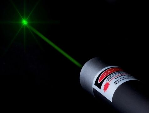 Yeşil Lazer Pointer 100 mW 15 Km Etkili (5 Başlıklı)
