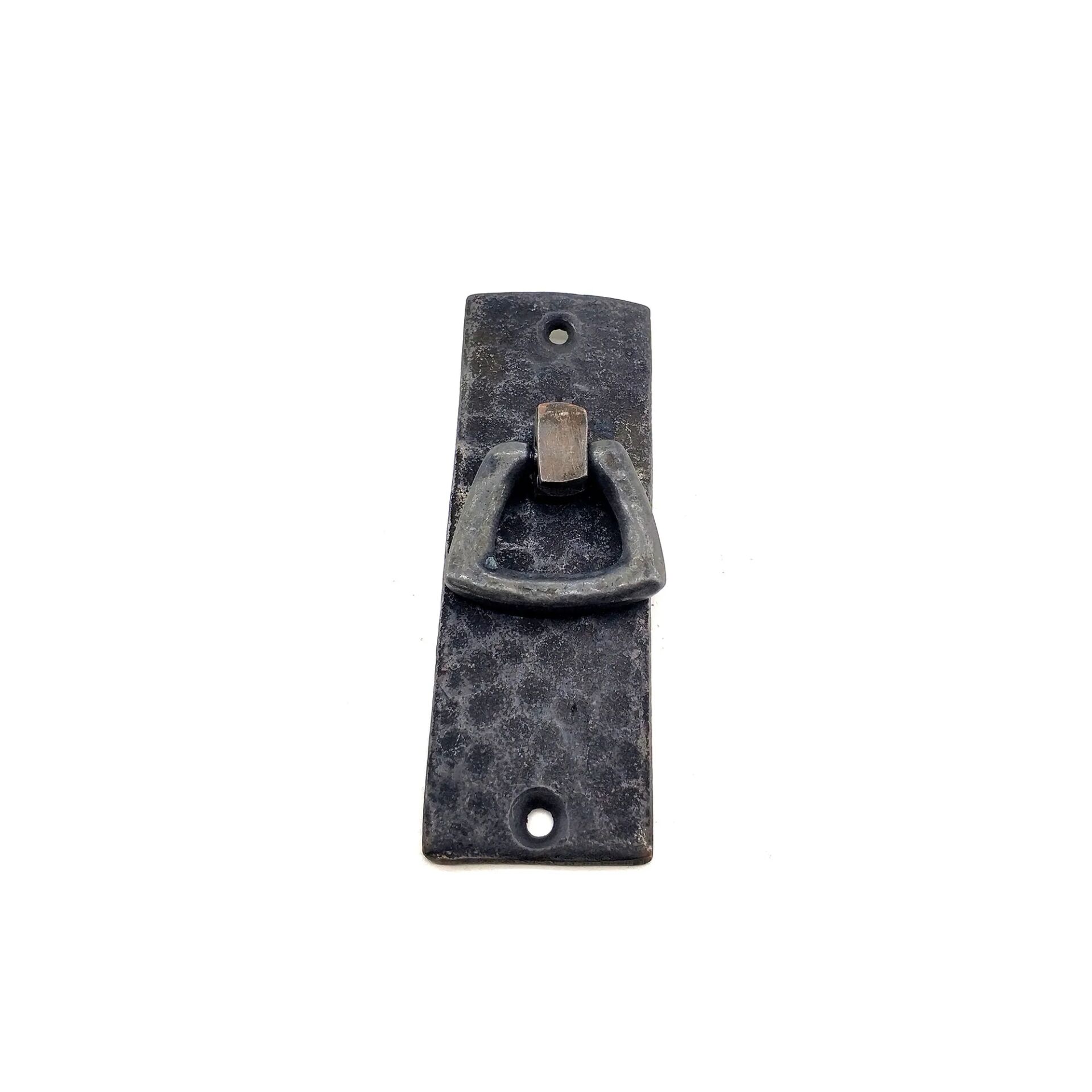 Antika Tarz Dekoratif Pirinç Dik Dövme Mobilya Kulbu - 90x31 mm, Oksit